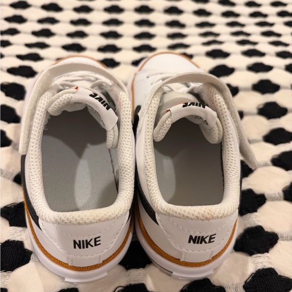 Nike Court Legacy Sneakers. Size 10C. Brand new, never been worn, no box. - Picture 6 of 7